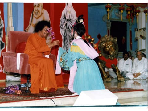Buddha Mahaveera Yesu Sai