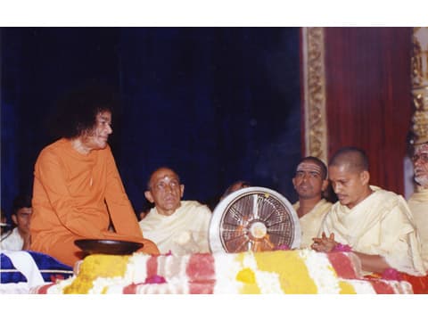 Dattatreya Sadguru Deva