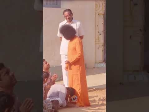 పాత రోజుల్లో ప్రశాంతి నిలయం | Prasanthi Nilayam in the old days | Sri Satish Babu